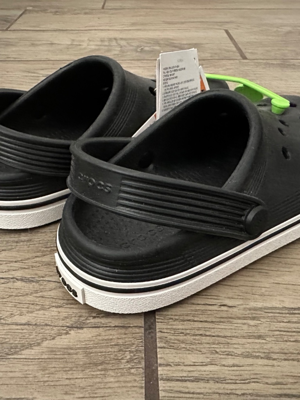 Crocs - Picture 2 of 3